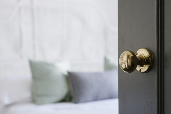 The Perfect Touch: Choosing The Right Interior Door Hardware for Your Home