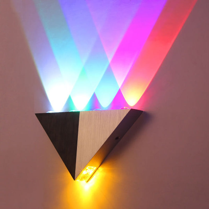 Triangle 5W LED Wall Sconce Light